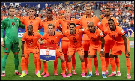 ARLINGTON, TEXAS - JUNE 14: Netherlands players pose for a team photograph before the FIFA World Cup 2026 Group F match between Netherlands and Japan at Dallas Stadium on June 14, 2026 in Arlington, Texas.