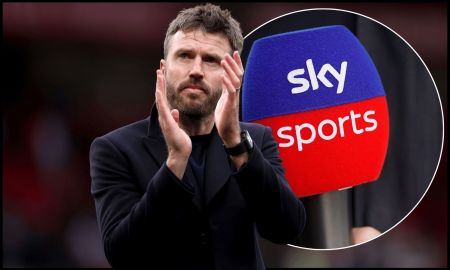 MANCHESTER, ENGLAND - MARCH 15: Michael Carrick, Manager of Manchester United, acknowledges the fans after the Premier League match between Manchester United and Aston Villa at Old Trafford on March 15, 2026 in Manchester, England.