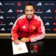 Youri Tielemans signs his Man United contract