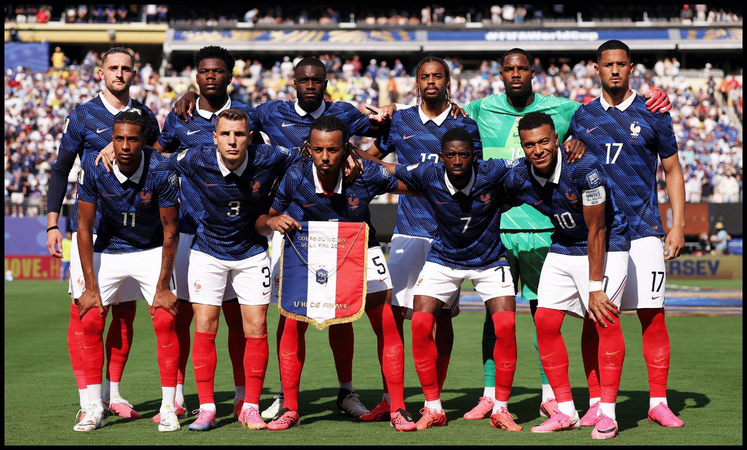 EAST RUTHERFORD, NEW JERSEY - JUNE 30: France players pose for a team photograph before the FIFA World Cup 2026 Round Of 32 match between France and Sweden at New York New Jersey Stadium on June 30, 2026 in East Rutherford, New Jersey.