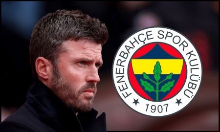SUNDERLAND, ENGLAND - MAY 09: Michael Carrick, Manager of Manchester United, looks on prior to the Premier League match between Sunderland and Manchester United at Stadium of Light on May 09, 2026 in Sunderland, England