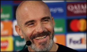 Enzo Maresca smiling during a press conference