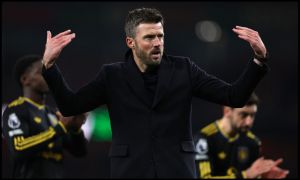 Michael Carrick charging the troops