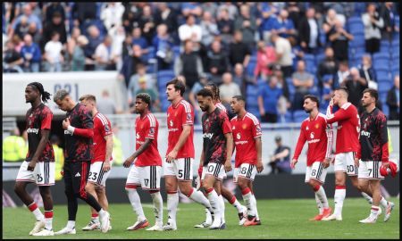 LIVERPOOL, ENGLAND - SEPTEMBER 06: Players of Manchester United walk off the pitch after the Premier League 2026/27 match between Everton and Manchester United at Hill Dickinson Stadium on September 06, 2026 in Liverpool, England.