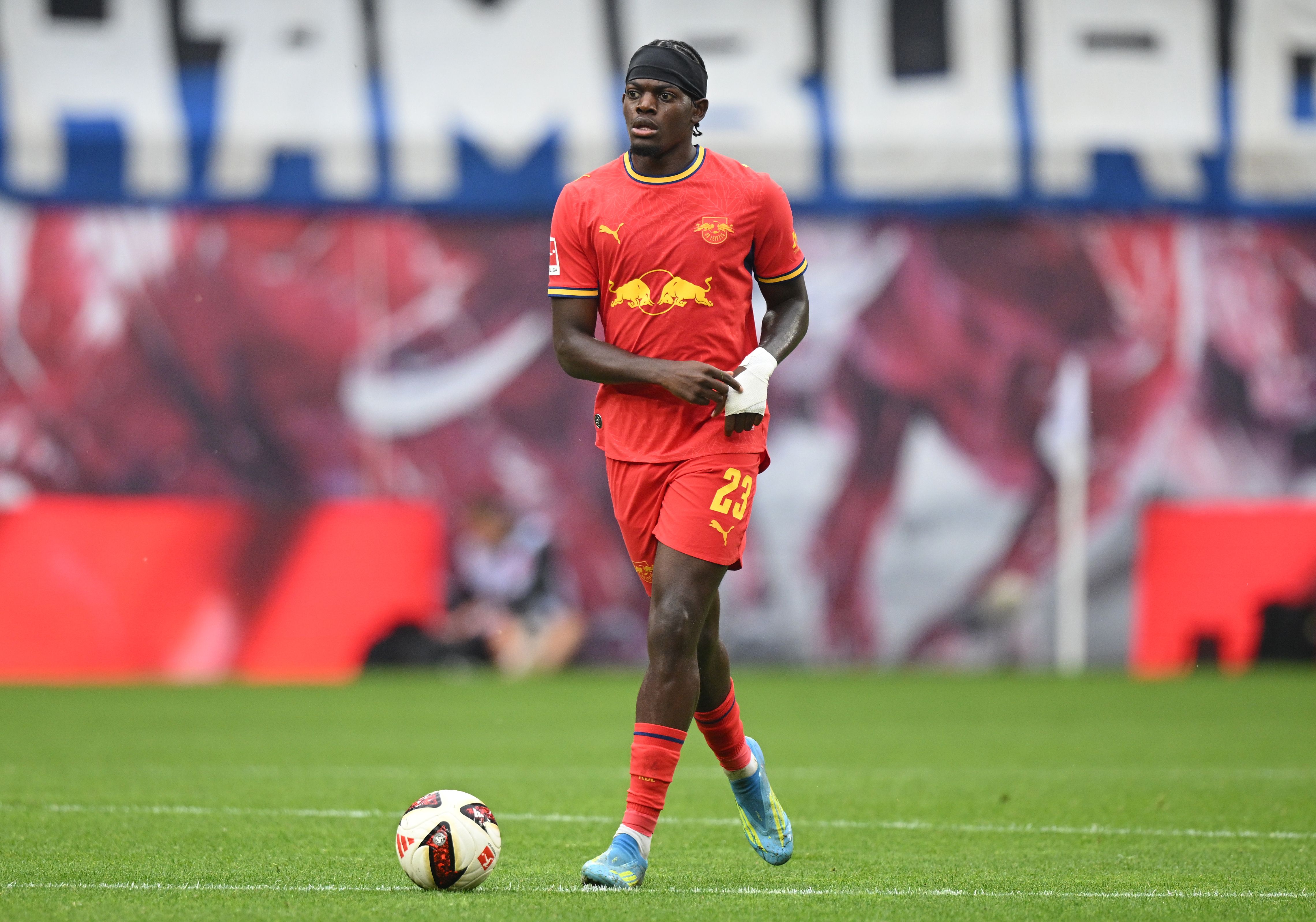 Castello Lukeba in action for RB Leipzig