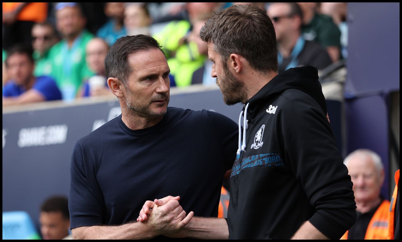 Frank Lampard and Michael Carrick shaking hands