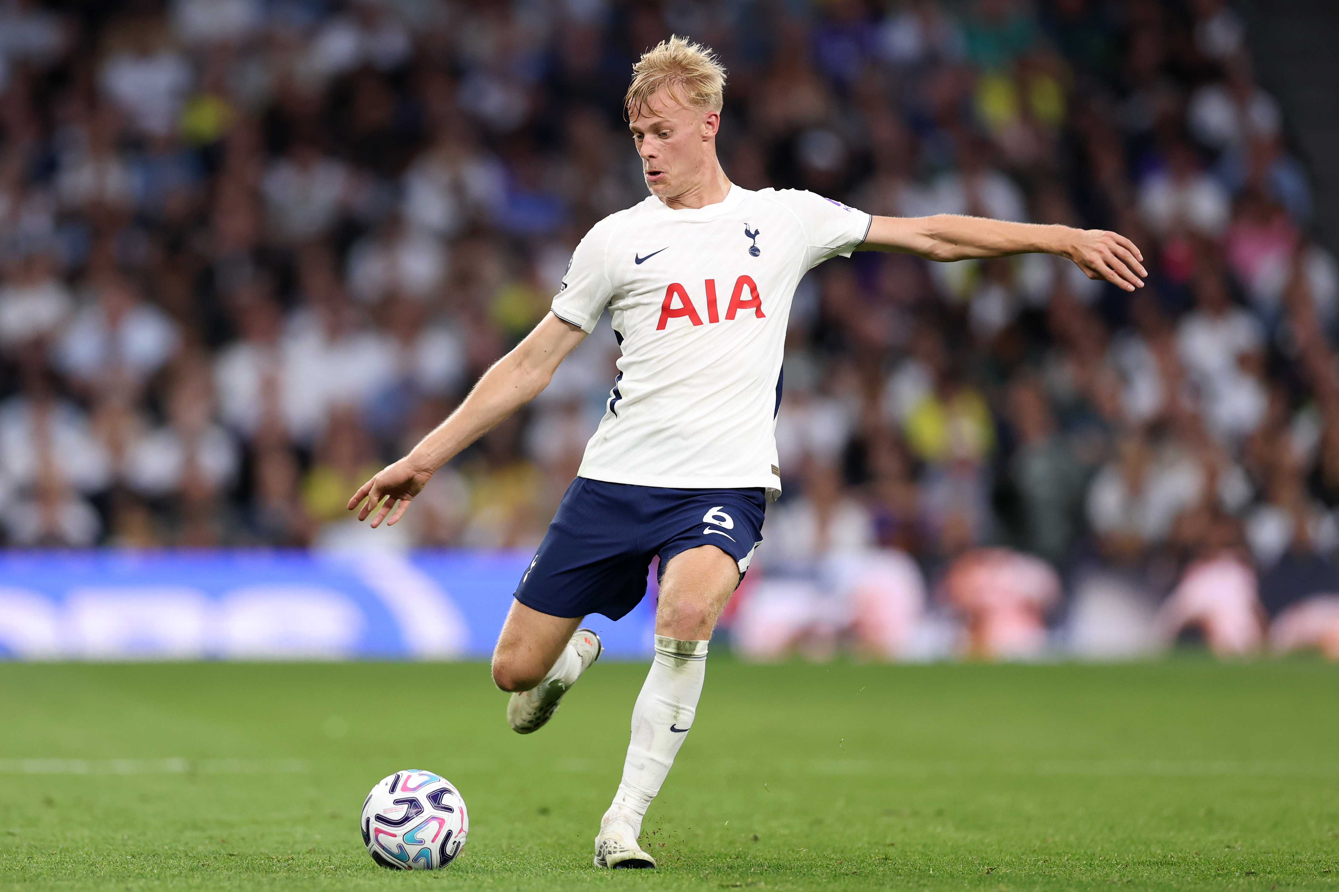 LONDON, ENGLAND - SEPTEMBER 12: Jan Paul van Hecke of Tottenham Hotspur during the Premier League 2026/27 match between Tottenham Hotspur and Everton at Tottenham Hotspur Stadium on September 12, 2026 in London, England. (Photo by Justin Setterfield/Getty Images)
