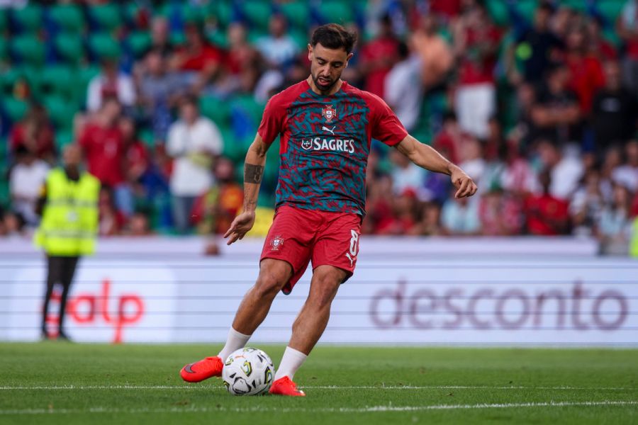 Bruno Fernandes praised after Portugal display